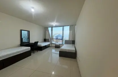 Apartment - 2 Bedrooms - 2 Bathrooms for sale in Sun Tower - Shams Abu Dhabi - Al Reem Island - Abu Dhabi