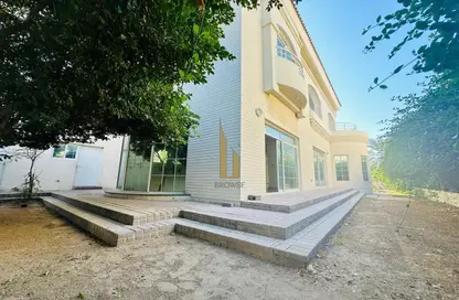 Villa - 5 Bedrooms - 5 Bathrooms for rent in Jumeirah 2 Villas - Jumeirah 2 - Jumeirah - Dubai