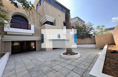 Villa - 5 Bedrooms - 5 Bathrooms for rent in Al Mina - Abu Dhabi