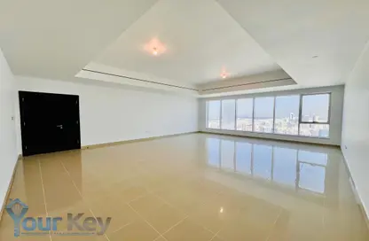 Apartment - 3 Bedrooms - 4 Bathrooms for rent in Sama Tower - Electra Street - Abu Dhabi