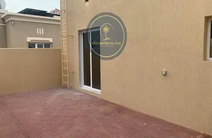 Villa - 2 Bedrooms - 3 Bathrooms for rent in Al Barsha South - Al Barsha - Dubai