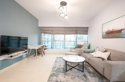 Apartment - 2 Bedrooms - 2 Bathrooms for rent in The Point - Dubai Marina - Dubai