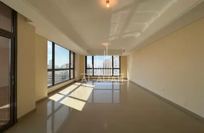 Apartment - 3 Bedrooms - 4 Bathrooms for rent in Al Falah Street - City Downtown - Abu Dhabi