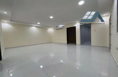 Apartment - 2 Bedrooms - 2 Bathrooms for rent in Shakhbout City - Abu Dhabi