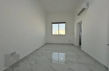 Villa - 2 Bedrooms - 2 Bathrooms for rent in Madinat Al Riyad - Abu Dhabi