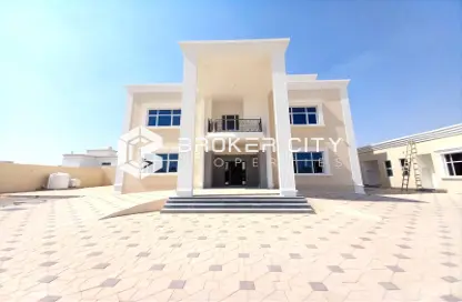 Villa - 5 Bedrooms - 6 Bathrooms for rent in Al Shamkha - Abu Dhabi