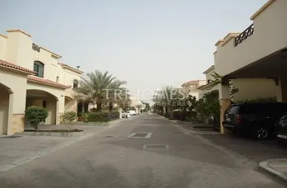 Villa - 4 Bedrooms - 4 Bathrooms for rent in Khalidiya Village - Al Khalidiya - Abu Dhabi