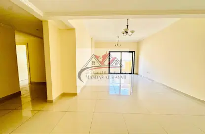 Apartment - 2 Bedrooms - 3 Bathrooms for rent in Muwaileh 29 Building - Muwaileh - Sharjah