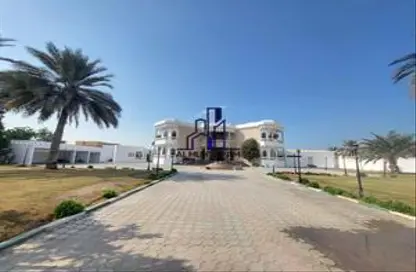 Villa - 7+ Bedrooms - 7+ Bathrooms for rent in Dasman - Halwan - Sharjah