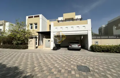 Villa - 5 Bedrooms - 6 Bathrooms for rent in Naseem - Mudon - Dubai