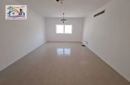 Apartment - 2 Bedrooms - 2 Bathrooms for rent in Jamal Abdul Nasser Street - Al Majaz - Sharjah