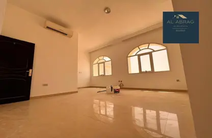 Apartment - 1 Bedroom - 1 Bathroom for rent in C233 Building - Mohamed Bin Zayed City - Abu Dhabi