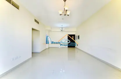 Apartment - 2 Bedrooms - 3 Bathrooms for rent in Al Khair Building - Dubai Silicon Oasis - Dubai