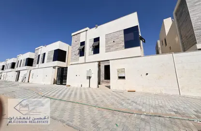 Villa - 5 Bedrooms for rent in Al Helio 2 - Al Helio - Ajman