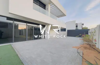 Villa - 4 Bedrooms - 6 Bathrooms for rent in West Yas - Yas Island - Abu Dhabi