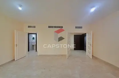 Apartment - 3 Bedrooms - 3 Bathrooms for rent in Tourist Club Area - Abu Dhabi