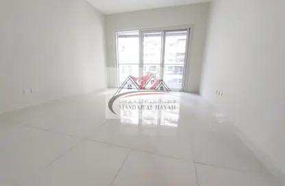 Apartment - 2 Bedrooms - 3 Bathrooms for sale in Sahara Tower 4 - Sahara Complex - Al Nahda - Sharjah