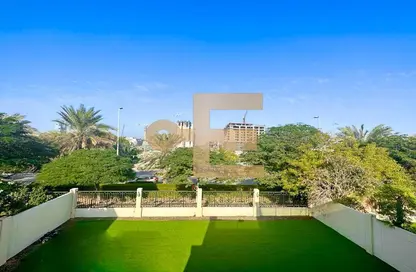 Villa - 4 Bedrooms - 5 Bathrooms for rent in Circle Villas - Jumeirah Village Circle - Dubai