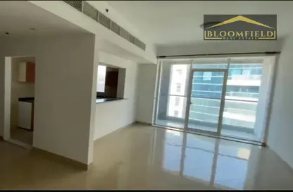 Apartment - 2 Bedrooms - 3 Bathrooms for rent in Hub Canal 2 - Hub-Golf Towers - Dubai Sports City - Dubai