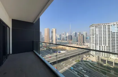 Apartment - 1 Bedroom - 2 Bathrooms for rent in SOL Bay - Business Bay - Dubai