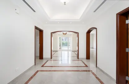 Villa - 4 Bedrooms - 4 Bathrooms for rent in Meadows 8 - Meadows - Dubai