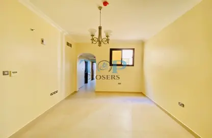 Apartment - 2 Bedrooms - 2 Bathrooms for rent in Al Zaafaran - Al Khabisi - Al Ain