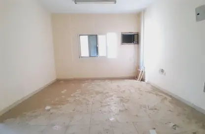 Apartment - 1 Bedroom - 1 Bathroom for rent in Al Butina 9 Building - Al Butina - Sharjah