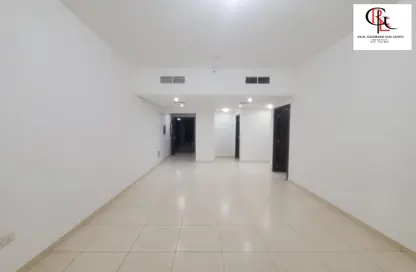 Empty Room image for: Apartment - 1 Bedroom - 2 Bathrooms for rent in Shabiya - Mussafah - Abu Dhabi, Image 1