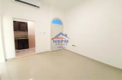 Apartment - 1 Bedroom - 1 Bathroom for rent in Al Qubaisat - Al Mushrif - Abu Dhabi