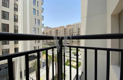 Apartment - 1 Bedroom - 1 Bathroom for rent in Hayat Boulevard-1B - Hayat Boulevard - Town Square - Dubai