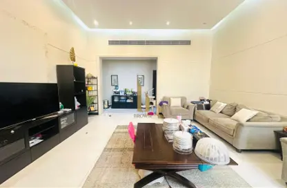 Villa - 4 Bedrooms - 4 Bathrooms for rent in Al Barsha South 1 - Al Barsha South - Al Barsha - Dubai