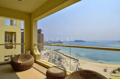 Apartment - 3 Bedrooms - 4 Bathrooms for rent in Al Das - Shoreline Apartments - Palm Jumeirah - Dubai