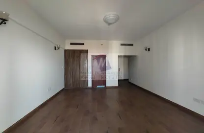 Apartment - 1 Bathroom for rent in Dragon Views - International City - Dubai