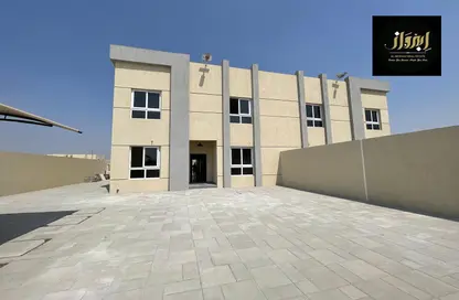 Villa - 4 Bedrooms - 6 Bathrooms for rent in Al Hooshi Villas - Hoshi - Al Badie - Sharjah