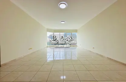 Apartment - 3 Bedrooms - 4 Bathrooms for rent in Hamdan Street - Abu Dhabi