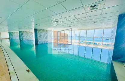 Apartment - 3 Bedrooms - 4 Bathrooms for rent in Wave tower - Corniche Road - Abu Dhabi