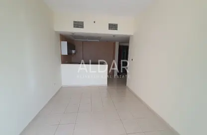 Apartment - 2 Bedrooms - 2 Bathrooms for rent in Royal Residence 1 - Royal Residence - Dubai Sports City - Dubai