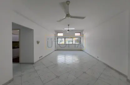 Apartment - 1 Bedroom - 2 Bathrooms for rent in Al Ghubaiba Area - Bur Dubai - Dubai