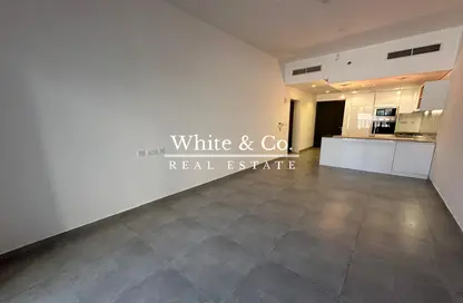 Apartment - 2 Bedrooms - 3 Bathrooms for rent in Lucky 1 Residence - Jumeirah Village Circle - Dubai