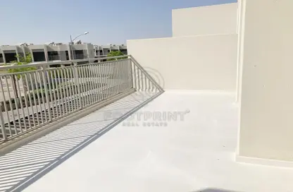 Townhouse - 3 Bedrooms - 5 Bathrooms for rent in Zinnia - The Roots DAMAC Hills 2 - Damac Hills 2 - Dubai