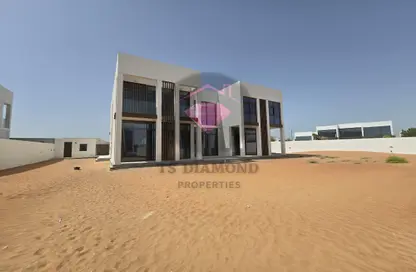 Villa - 5 Bedrooms - 6 Bathrooms for sale in Nad Al Dhabi - Al Jubail Island - Abu Dhabi