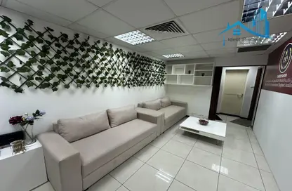 Office Space - Studio - 1 Bathroom for rent in Al Khabisi - Deira - Dubai