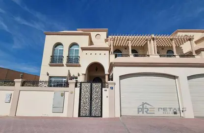 Villa - 5 Bedrooms - 6 Bathrooms for rent in Al Barsha 1 Villas - Al Barsha 1 - Al Barsha - Dubai