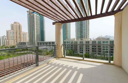 Apartment - 3 Bedrooms - 3 Bathrooms for sale in Arno A - Arno - The Views - Dubai