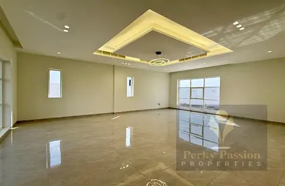 Villa - 5 Bedrooms - 7 Bathrooms for rent in Wadi Alshabak - Dubai