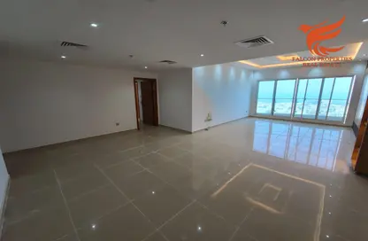 Apartment - 3 Bedrooms - 4 Bathrooms for rent in Cornich Ras Al Khaima - Ras Al Khaimah