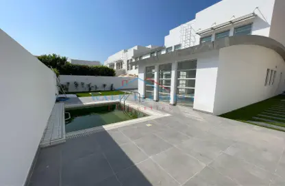 Villa - 4 Bedrooms - 5 Bathrooms for rent in Jumeirah 3 Villas - Jumeirah 3 - Jumeirah - Dubai