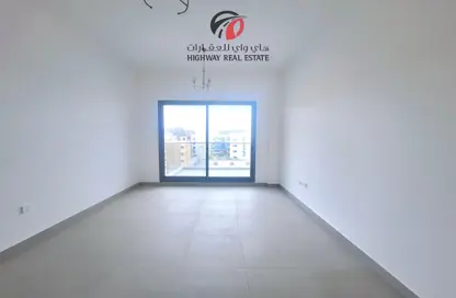 Apartment - 1 Bathroom for rent in Al Warsan 4 - Al Warsan - Dubai