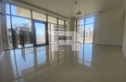 Apartment - 1 Bedroom - 2 Bathrooms for rent in Boulevard Crescent 2 - BLVD Crescent - Downtown Dubai - Dubai