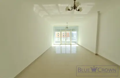 Apartment - 2 Bedrooms - 3 Bathrooms for rent in Saeed Al Alami Building - Al Taawun - Sharjah